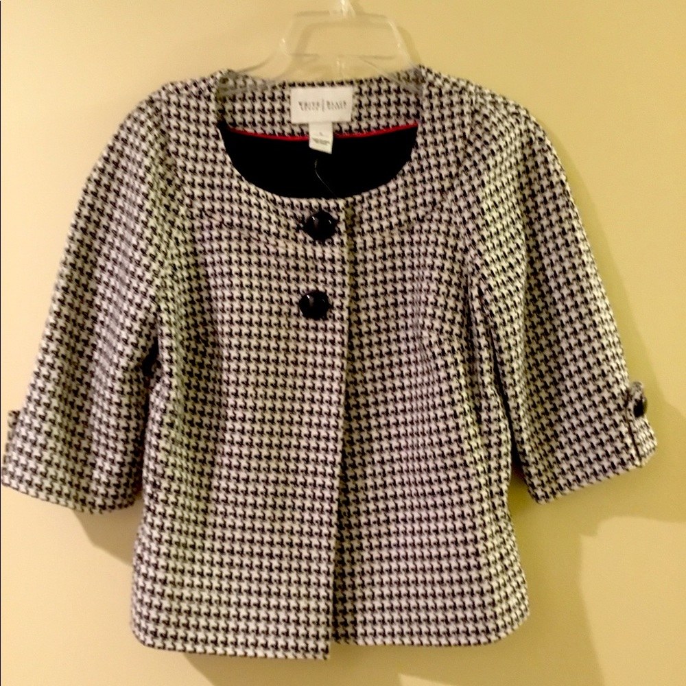 Houndstooth cropped jacket